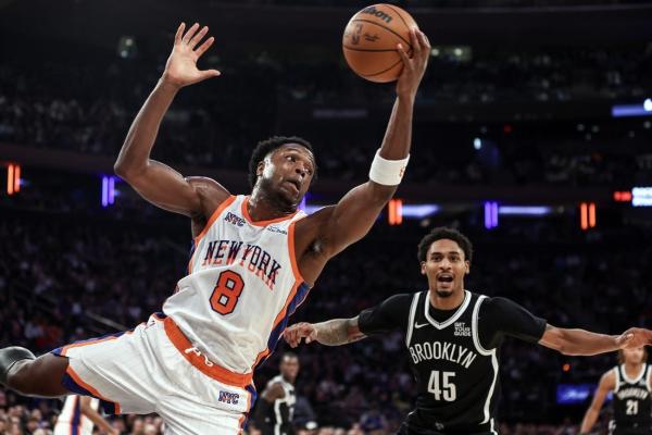 Knicks pull away for another win over Nets thumbnail