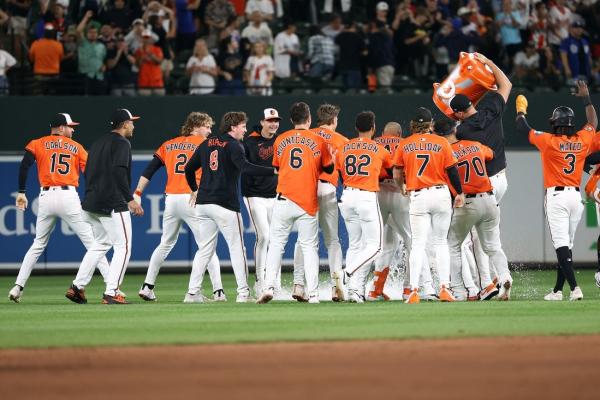 MLB roundup: O’s break up Dodgers’ no-hitter in 9th, rally for win