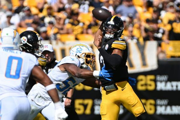 Coach: 'No need' to name Justin Fields Steelersâ long-term starter yet thumbnail