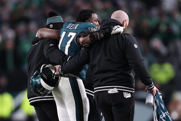 Reports: Eagles LB Nakobe Dean done with torn patellar tendon thumbnail