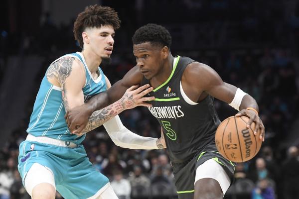 Timberwolves run win streak to 3 by beating Hornets