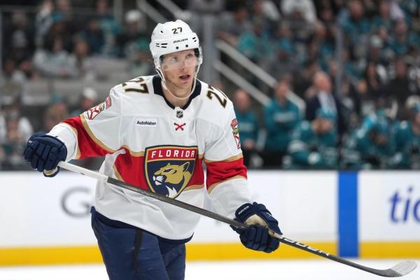 Panthers’ Eetu Luostarinen week-to-week after barbecue mishap