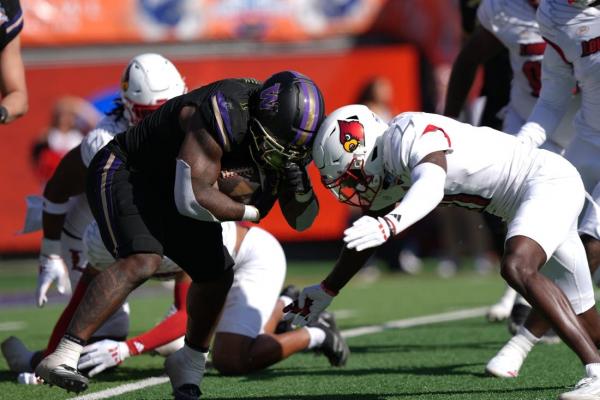 Louisville holds off Washington’s rally to win Sun Bowl