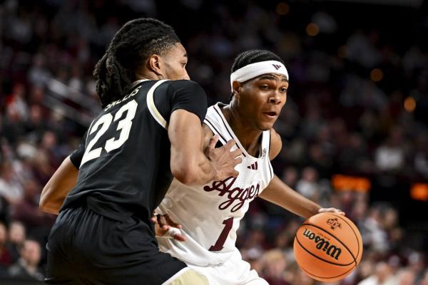 No. 22 Texas A&M’s second-half defense stops Wake Forest