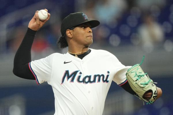 Report: Yankees looking to acquire Marlins P Edward Cabrera