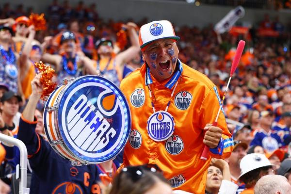 Stan Bowman returns to NHL as Oilers GM