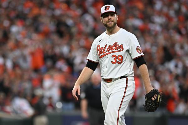 Orioles’ Corbin Burnes elects free agency; Boston’s Lucas Giolito opts in