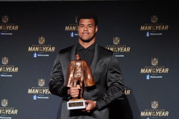 Walter Payton Man of the Year nominees named