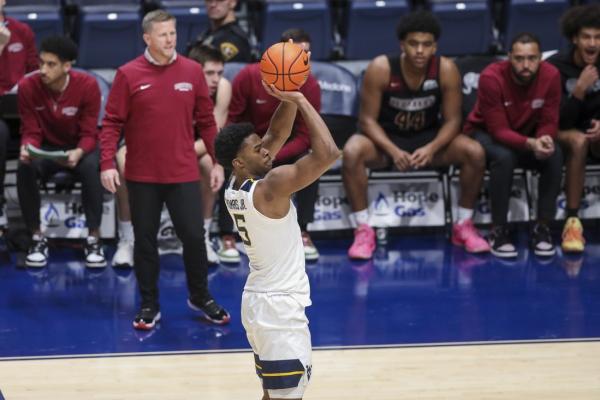 DJ Thomas, Honor Huff power West Virginia past Lafayette