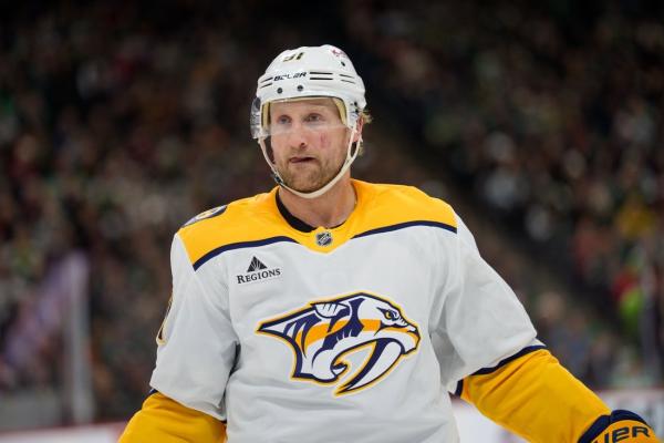 Hungry Predators open six-game road swing vs. rival Blues