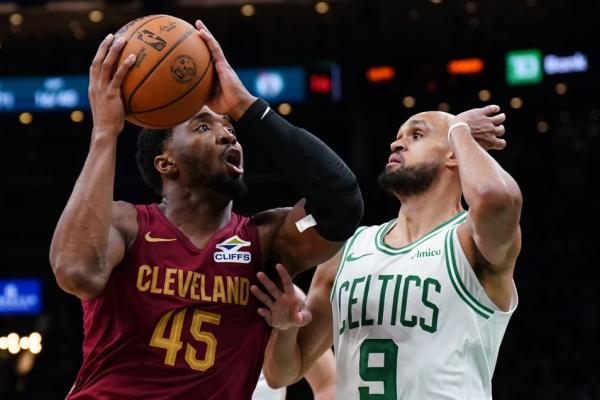 Raptors, Cavs aim to right ship in NBA Cup opener