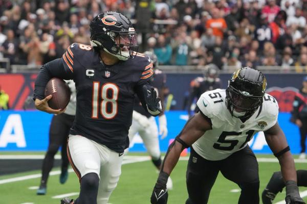 Caleb Williams (4 TDs), Bears jolt Jaguars in London