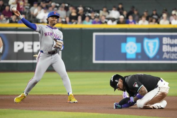 Mets blast 2 homers, hang on to beat Diamondbacks