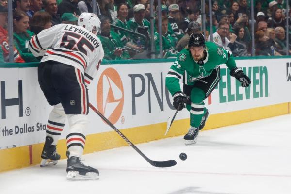 Stars eager to end skid in matchup vs. scuffling Blackhawks