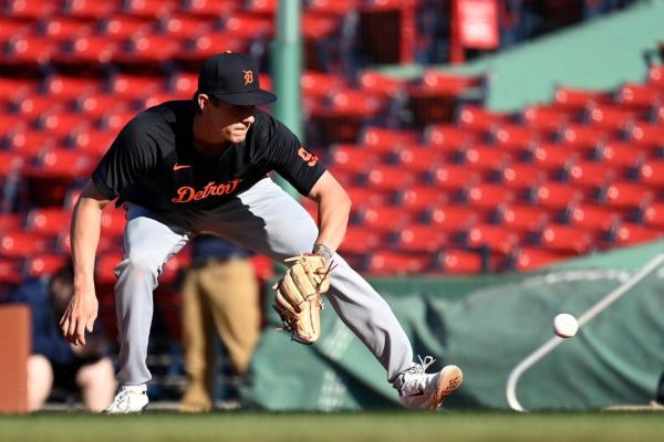 Orioles add SS Nick Maton to active roster thumbnail