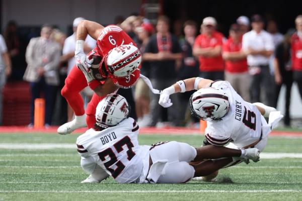 No. 17 Texas Tech loses QB, but handles No. 16 Utah