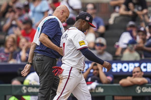 Braves star 2B Ozzie Albies (wrist) to go on injured list thumbnail