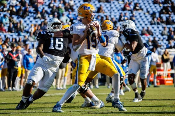 Pitt, amid QB competition, kicks off season against Kent State