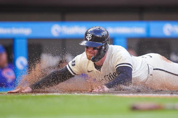 Twins slug 3 homers in eighth, power past Cubs