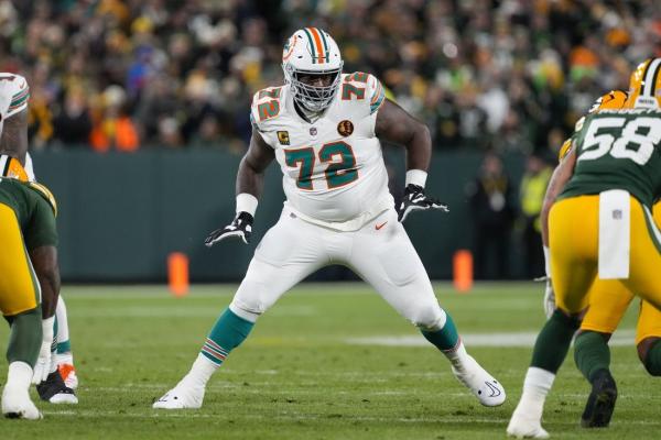 Dolphins place LT Terron Armstead on reserve-retired list