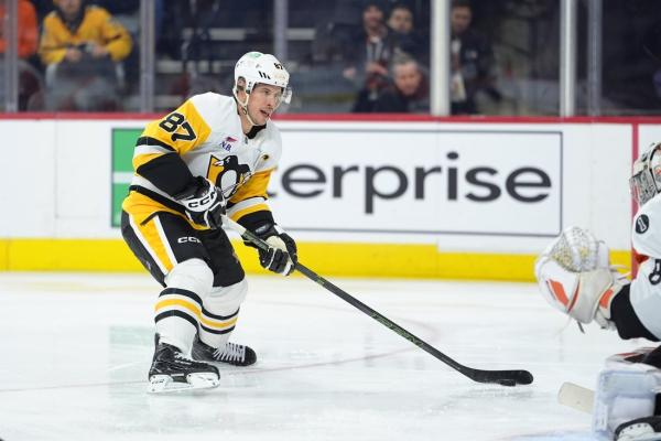 Sidney Crosby chasing history in tilt with streaking Lightning