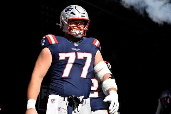 Patriots sign G Ben Brown to contract extension