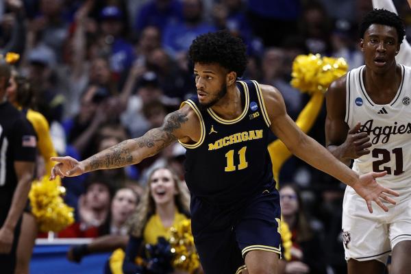 Michigan rallies past Texas A&M to earn Sweet 16 berth