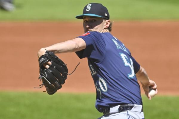 Mariners two-hit Guardians, avoid series sweep
