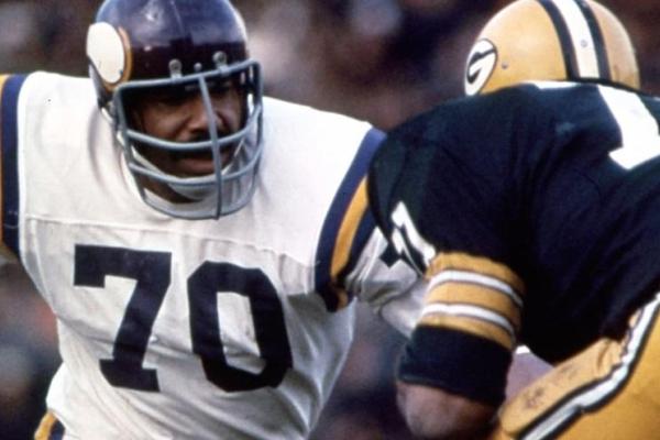 Vikings great Jim Marshall dies at 87