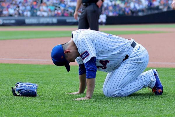 Mets P Kodai Senga exits with apparent leg injury