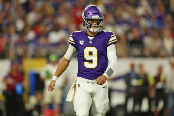 Vikings QB J.J. McCarthy practices for first time since Week 2