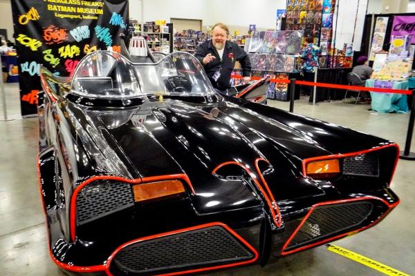 Post-burglary, Bengals QB called audible on Batmobile buy