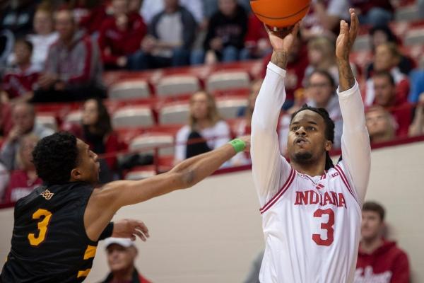 No. 22 Indiana brings perfect mark into Big Ten opener at Minnesota