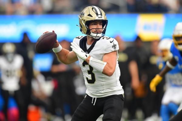 Report: Saints QB Jake Haener (oblique) out ‘couple of weeks’