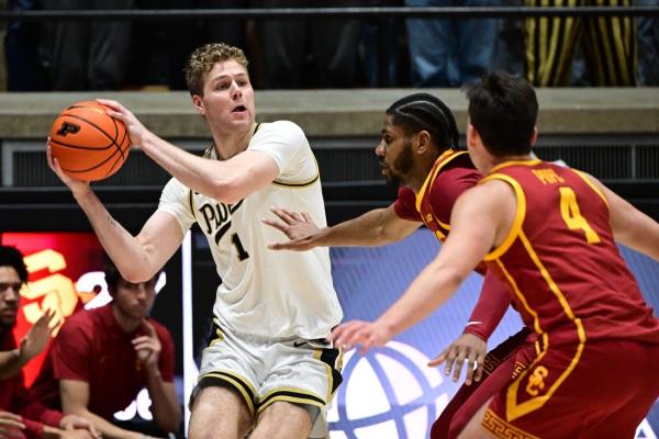 No. 7 Purdue's dominance in paint overwhelms USC