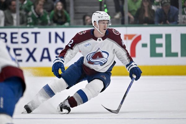 Avalanche D Josh Manson signs two-year extension