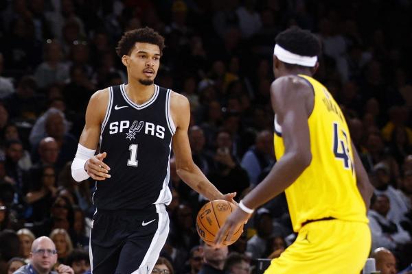 Victor Wembanyama, Spurs seek sweep of Pacers in Paris thumbnail