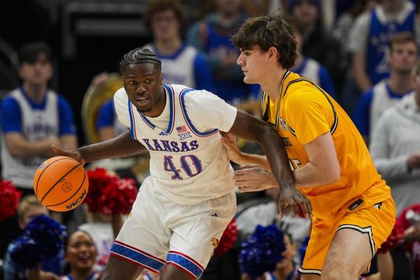 No. 17 Kansas focuses on better bench play ahead of matchup vs. Davidson