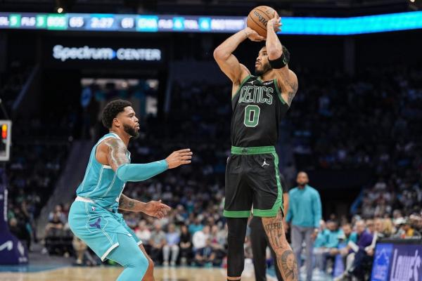 Jayson Tatum, Jaylen Brown help Celtics down Hornets