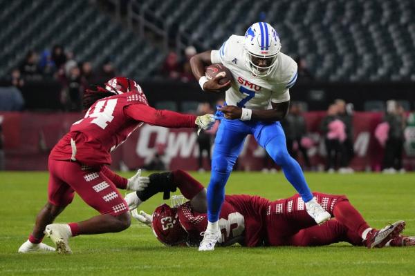 SMU replacing QB Preston Stone with Kevin Jennings