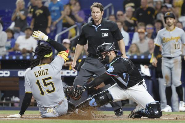 Marlins reinstate Nick Fortes; place Otto Lopez on IL