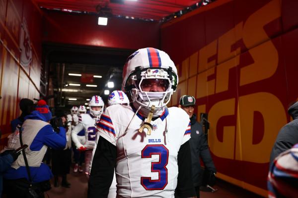 S Damar Hamlin returns to Bills with one-year extension