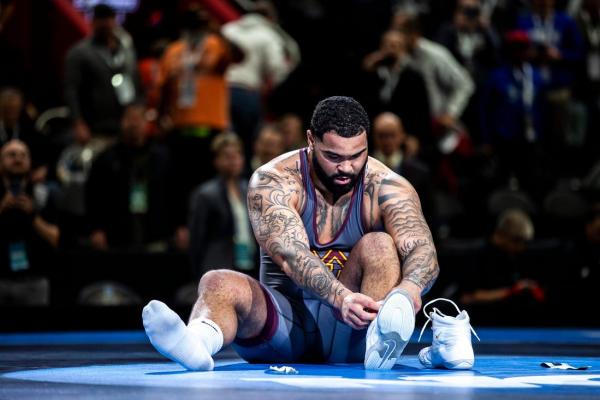 Olympic wrestler Gable Steveson signs with Bills