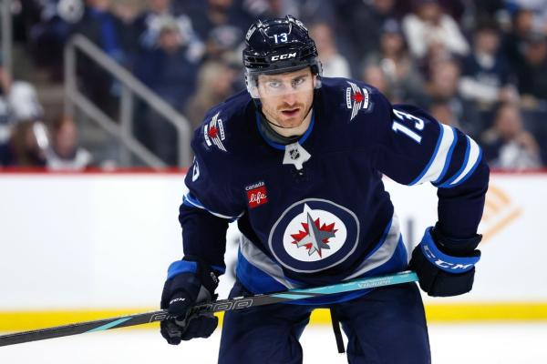 Jets F Gabriel Vilardi signs 6-year, $45M extension