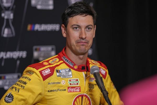 Stubbs: Joey Logano dangerous longshot in chase for third title