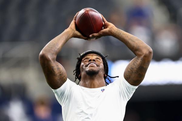 Ravens QB Lamar Jackson sits out practice Thursday thumbnail
