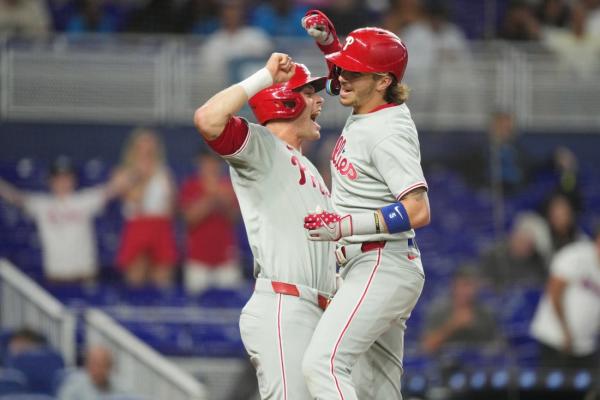 Bryson Stott powers Phillies past Marlins