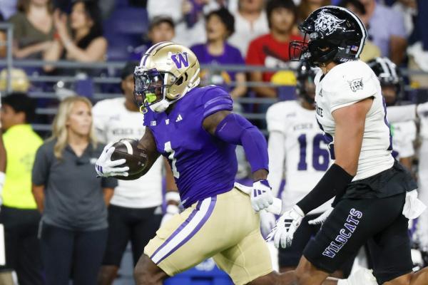 Jonah Coleman (3 TDs), Washington breeze past Weber State