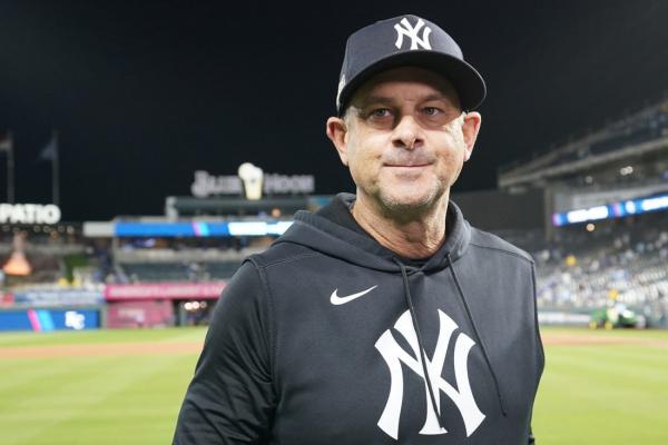 Yankees exercise 2025 option for skipper Aaron Boone