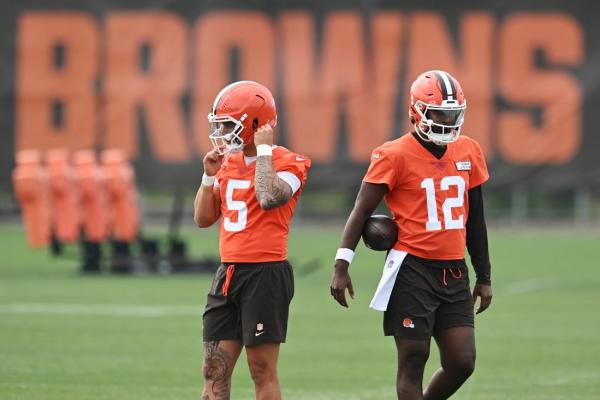 Browns: Shedeur Sanders to play, might start, this week at Eagles